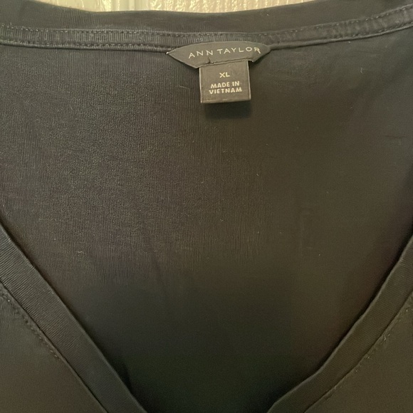 Ann Taylor Pima Cotton V-Neck Tee, Size XL - Picture 3 of 5